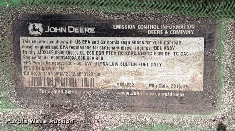 image for item YA1761 2018 John Deere 8320RT tractor