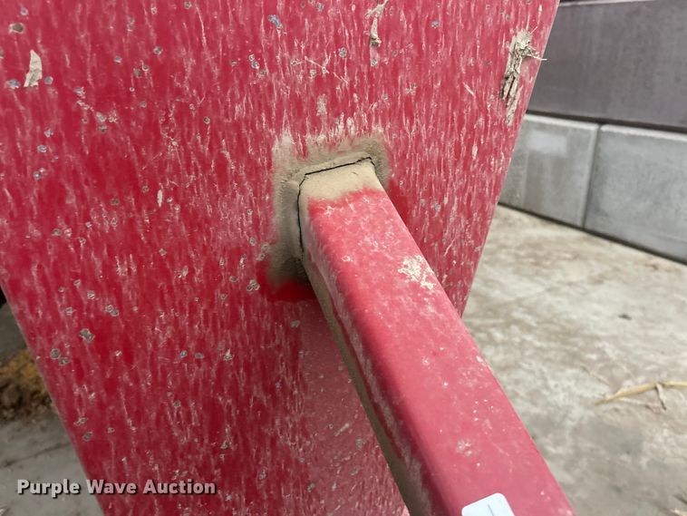 image for item YA1770 Brent 1082 grain cart