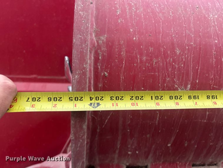 image for item YA1770 Brent 1082 grain cart