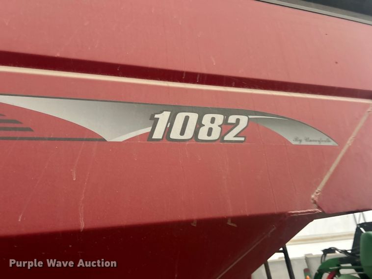 image for item YA1770 Brent 1082 grain cart