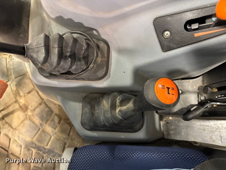 image for item YA1771 2021 New Holland Workmaster 75 MFWD tractor