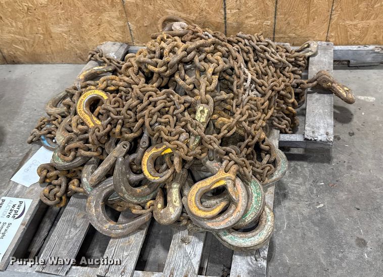 image for item DQ4185 Approximately 18 chains