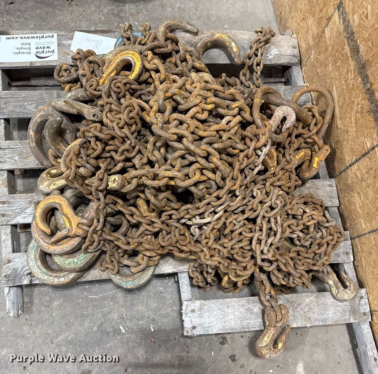 image for item DQ4185 Approximately 18 chains