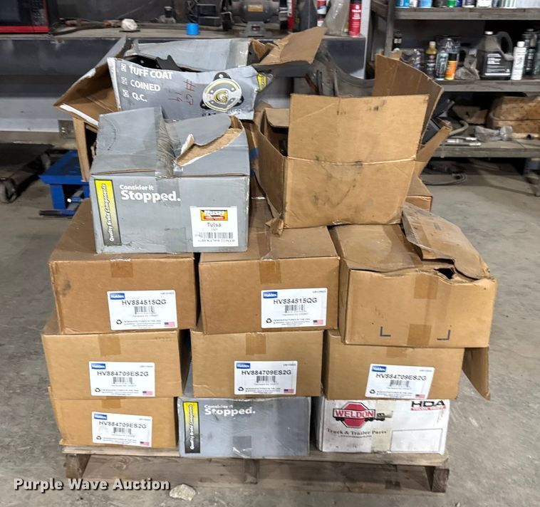 image for item DQ4186 Approximately 30 sets of brake assemblies