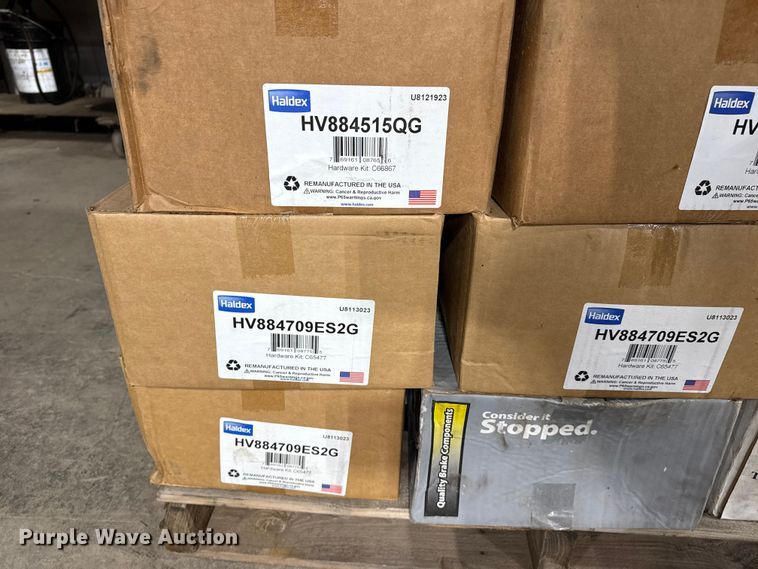 image for item DQ4186 Approximately 30 sets of brake assemblies