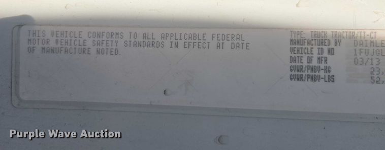 image for item DU2579 2014 Freightliner Cascadia semi truck