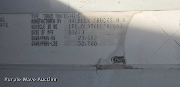 image for item DU2579 2014 Freightliner Cascadia semi truck