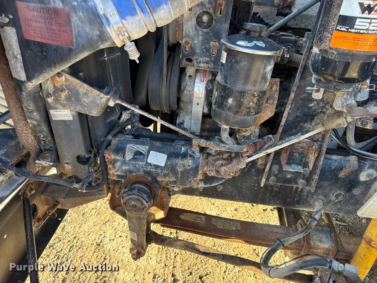 image for item DW6699 2002 International 9100i truck cab and chassis