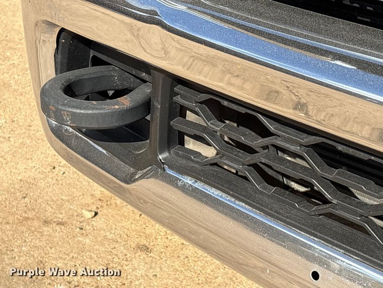 image for item EA7151 2019 RAM 5500 utility / service truck