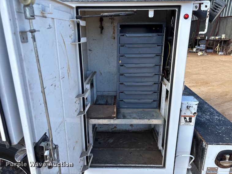 image for item EA7151 2019 RAM 5500 utility / service truck