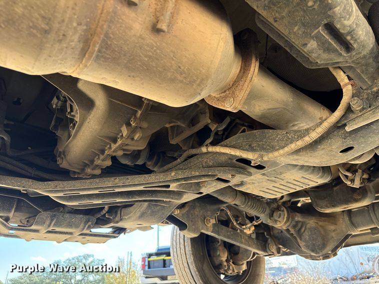 image for item EA7151 2019 RAM 5500 utility / service truck