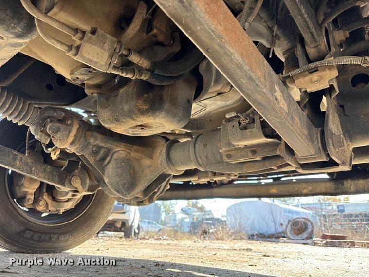 image for item EA7151 2019 RAM 5500 utility / service truck