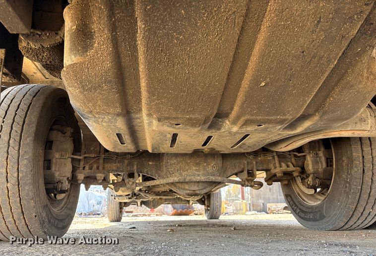 image for item EA7151 2019 RAM 5500 utility / service truck