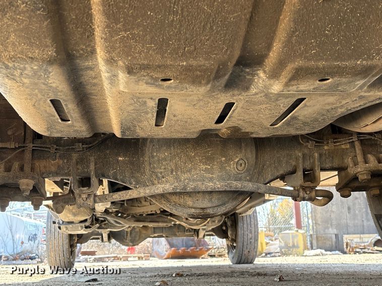 image for item EA7151 2019 RAM 5500 utility / service truck