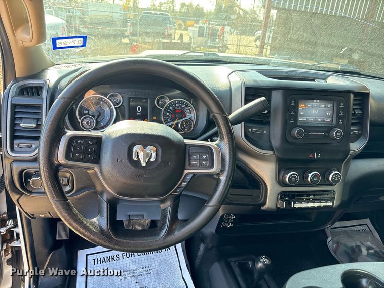 image for item EA7151 2019 RAM 5500 utility / service truck