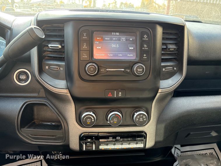 image for item EA7151 2019 RAM 5500 utility / service truck