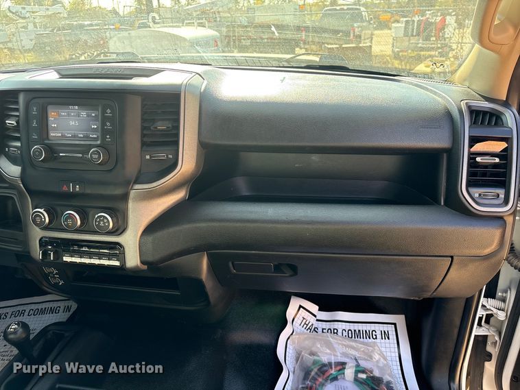 image for item EA7151 2019 RAM 5500 utility / service truck