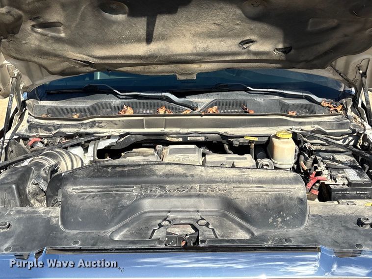 image for item EA7151 2019 RAM 5500 utility / service truck