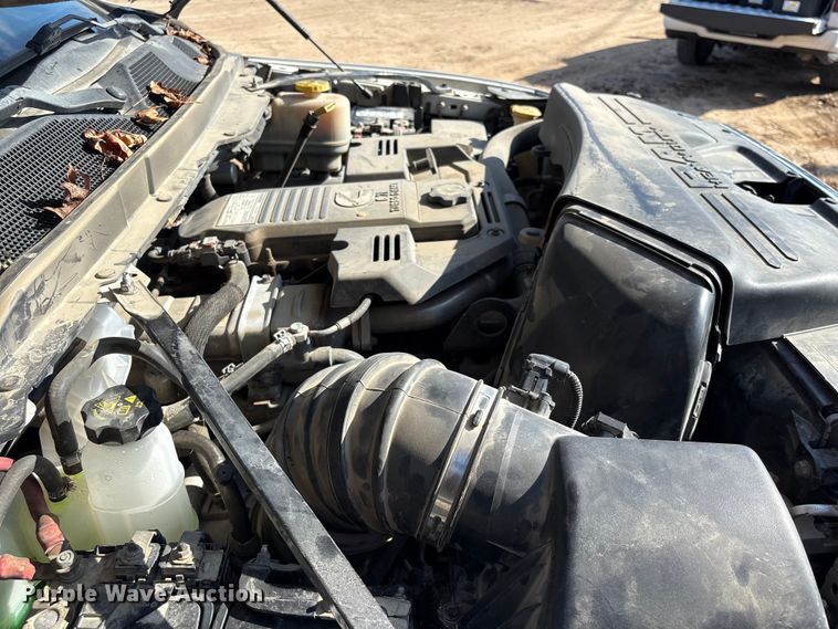 image for item EA7151 2019 RAM 5500 utility / service truck