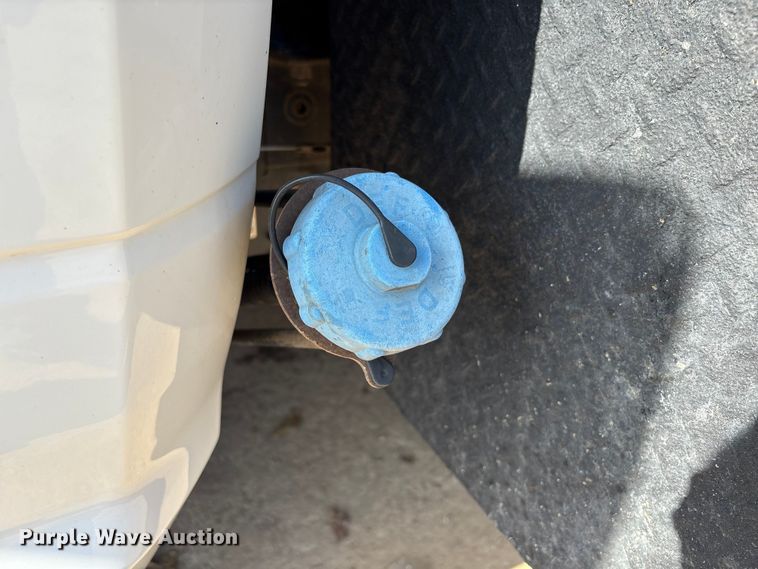 image for item EA7151 2019 RAM 5500 utility / service truck