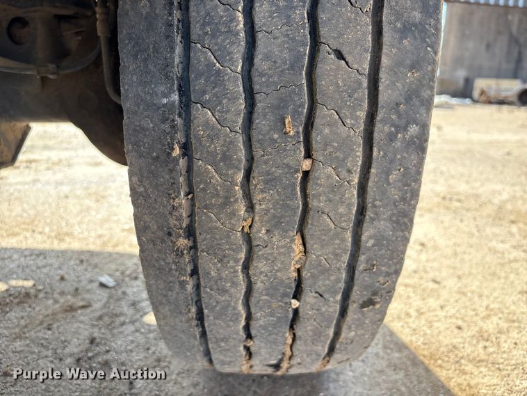 image for item EA7151 2019 RAM 5500 utility / service truck