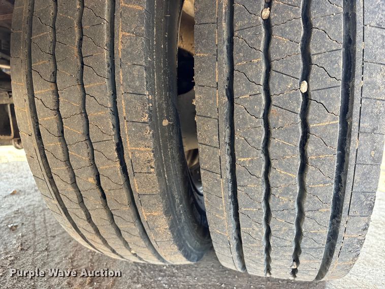 image for item EA7151 2019 RAM 5500 utility / service truck