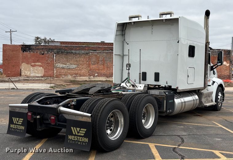 CAMIóN CAMAROTE 2016 PETERBILT