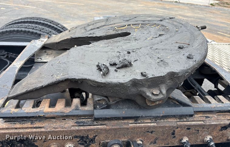 image for item EA7873 2016 Peterbilt 579 semi truck