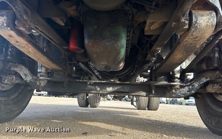 image for item EG1732 1998 Volvo Truck WG truck cab and chassis