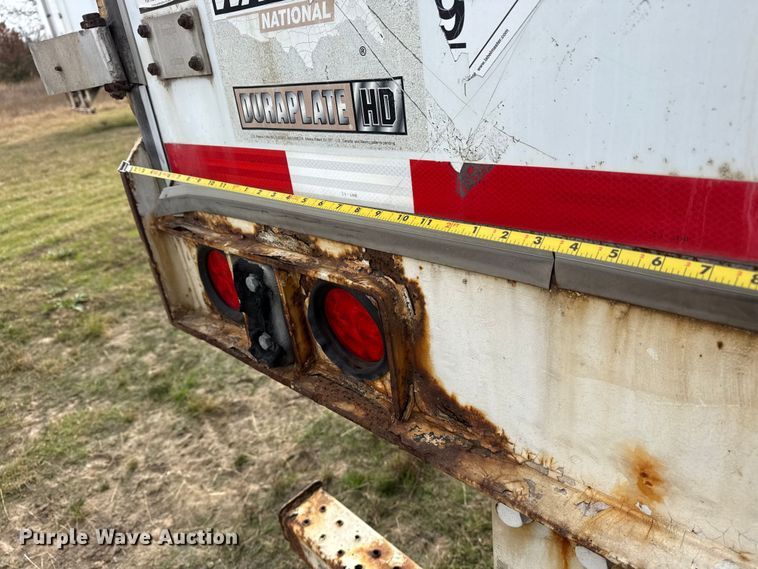 image for item EG1772 2010 Wabash dry van trailer