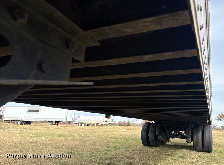 image for item EG1772 2010 Wabash dry van trailer