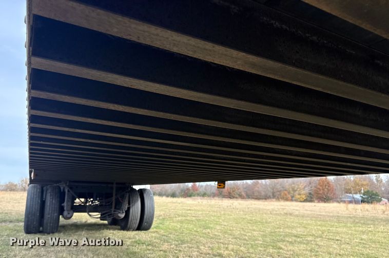 image for item EG1772 2010 Wabash dry van trailer