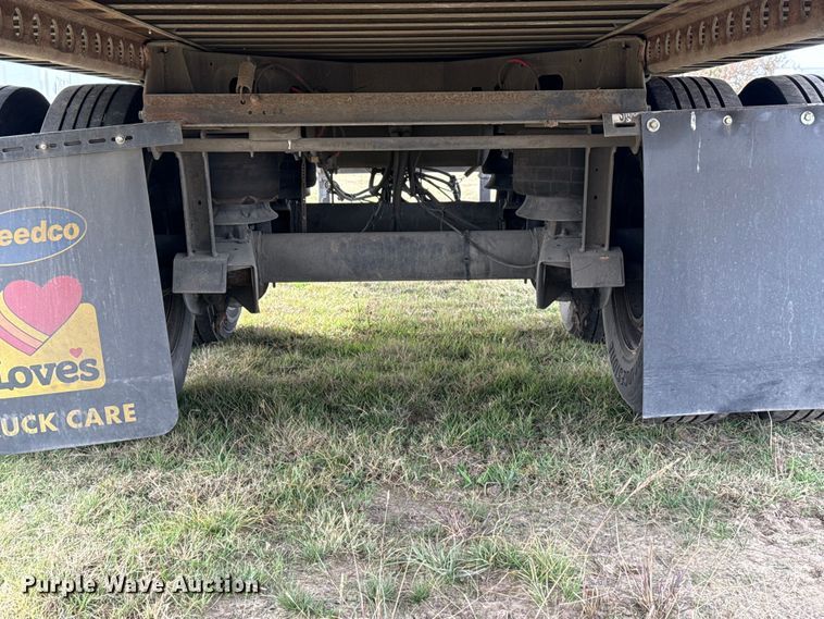 image for item EG1772 2010 Wabash dry van trailer