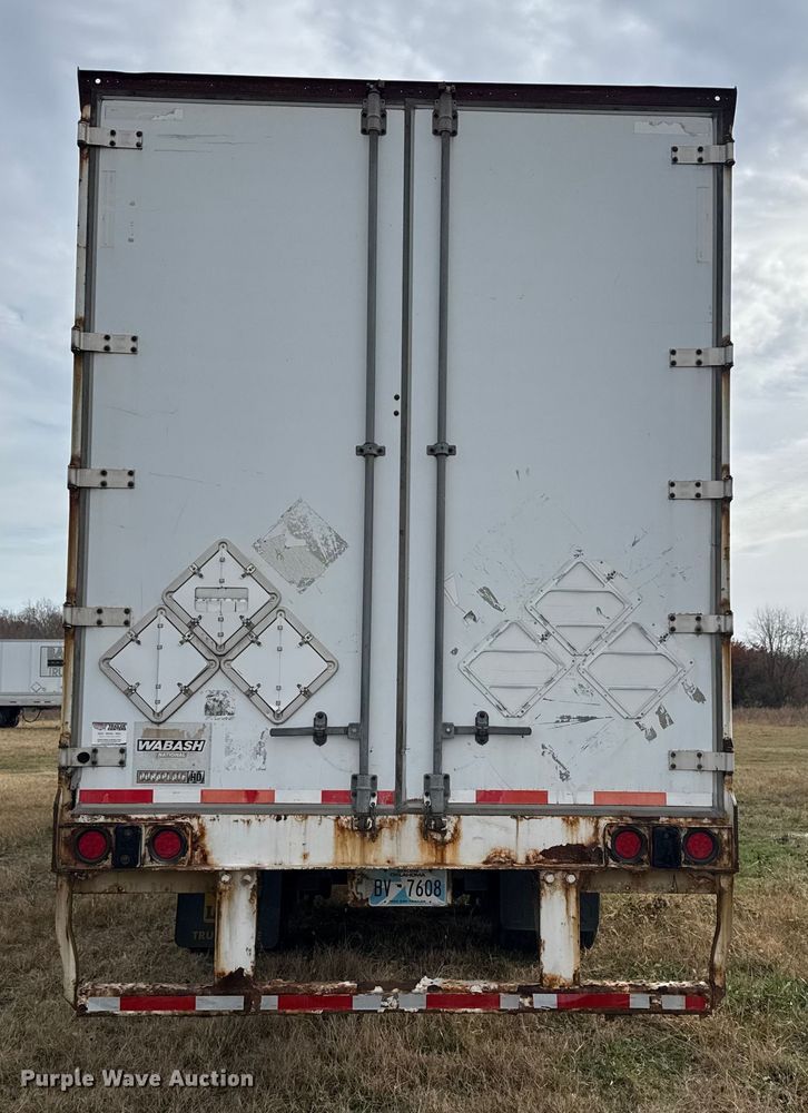 image for item EG1773 2010 Wabash dry van trailer