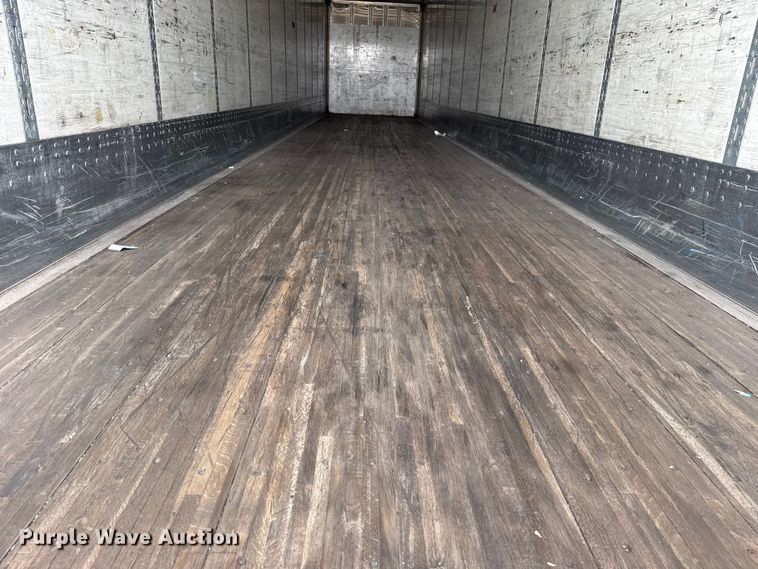 image for item EG1773 2010 Wabash dry van trailer