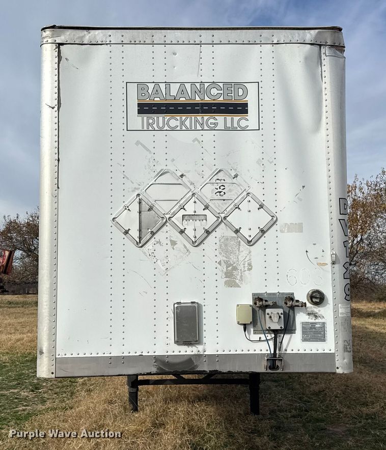 image for item EG1774 2011 Wabash dry van trailer