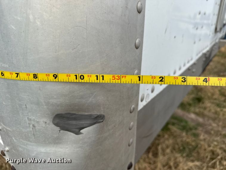 image for item EG1774 2011 Wabash dry van trailer