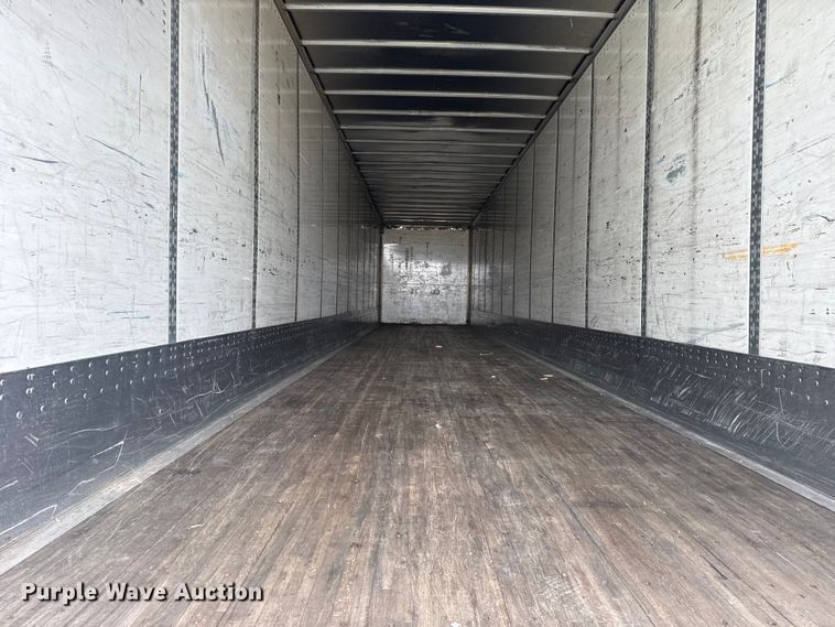 image for item EG1774 2011 Wabash dry van trailer