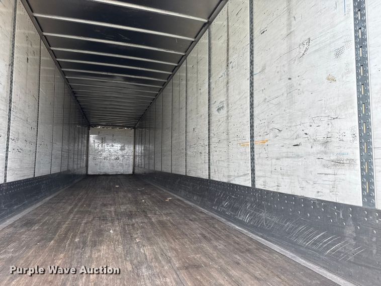 image for item EG1774 2011 Wabash dry van trailer