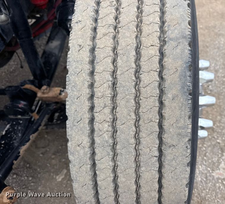 image for item EG1839 2017 Peterbilt 337 truck cab and chassis