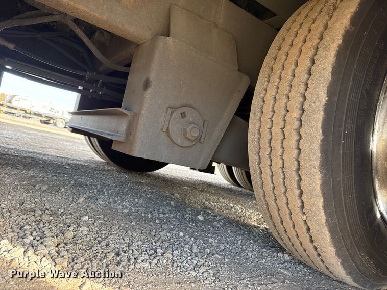 image for item EG1852 2006 Kentucky Trailer dry van trailer