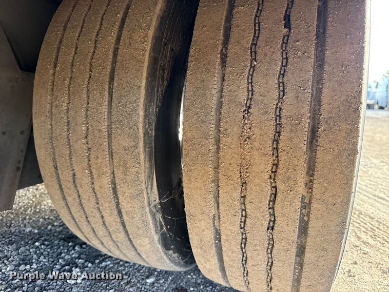 image for item EG1852 2006 Kentucky Trailer dry van trailer