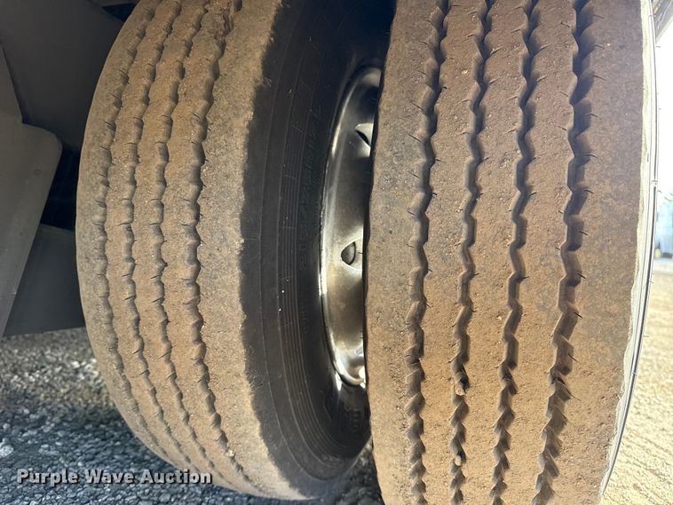 image for item EG1852 2006 Kentucky Trailer dry van trailer