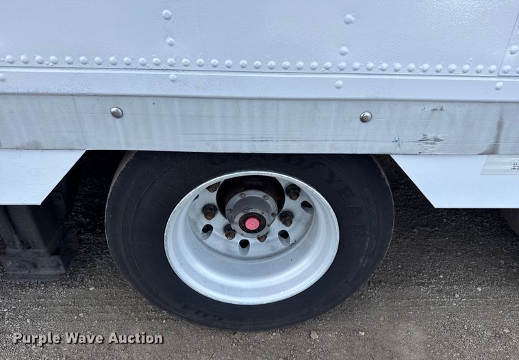 image for item EG1852 2006 Kentucky Trailer dry van trailer