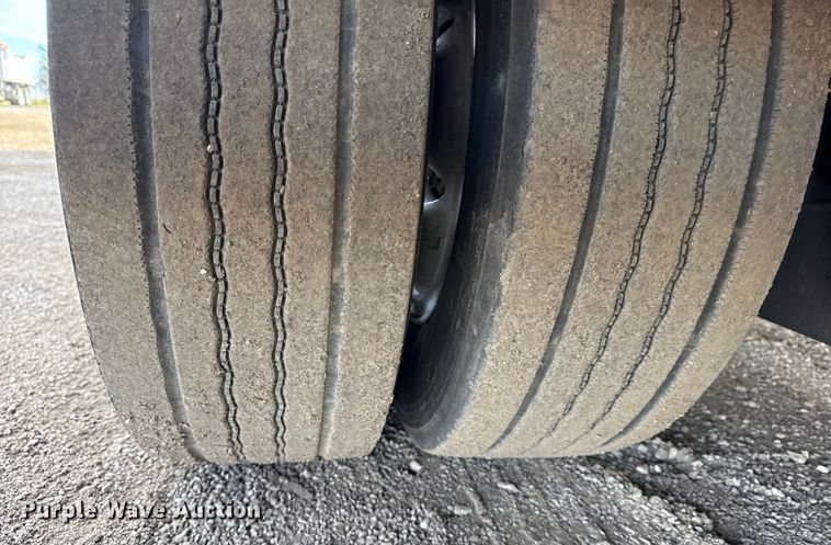 image for item EG1852 2006 Kentucky Trailer dry van trailer