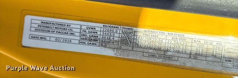 image for item EN0127 2017 Peterbilt MX-13 semi truck