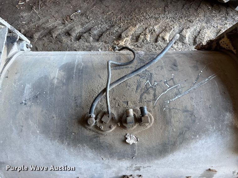 image for item EN5908 (2) Peterbilt fuel tanks