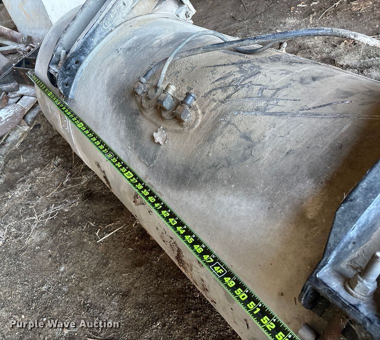 image for item EN5908 (2) Peterbilt fuel tanks