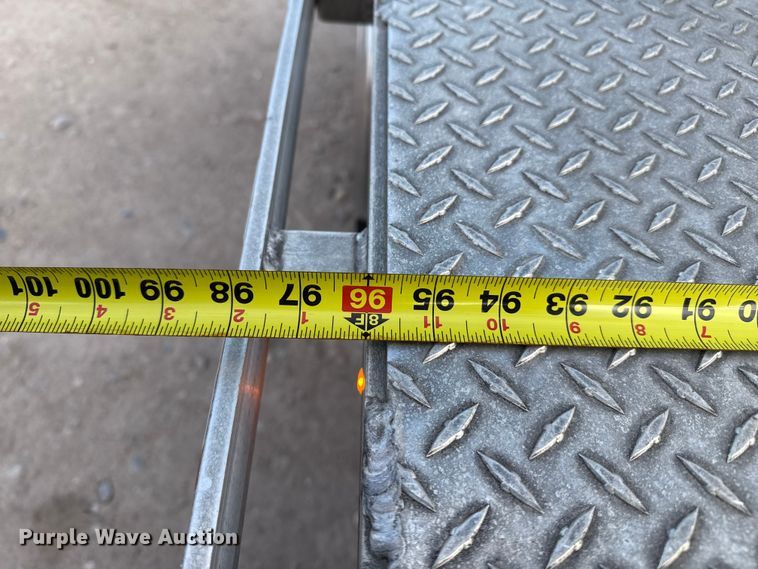 image for item EP2687 1999 Freightliner FL70 flatbed truck