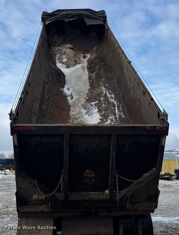 image for item ER0337 2001 L &M Manufacturing end dump trailer